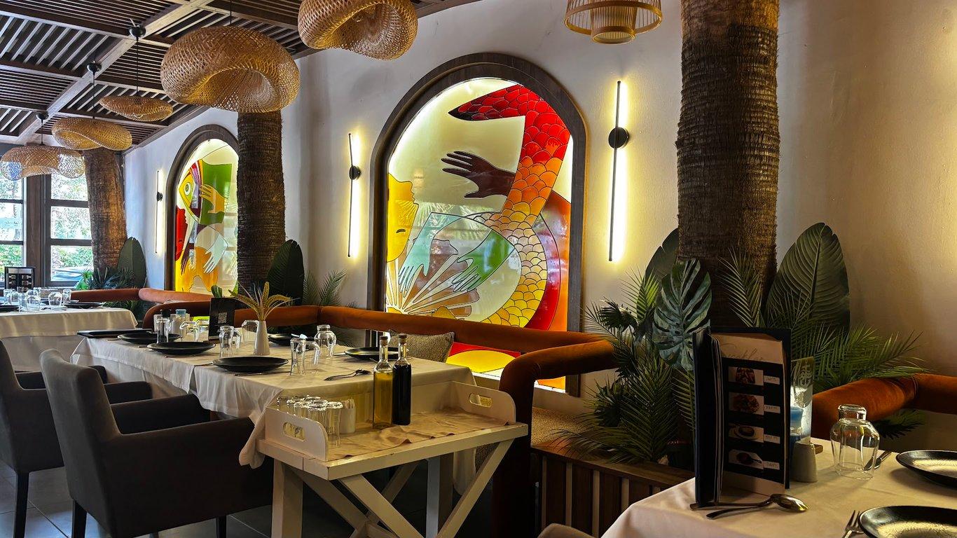 İskele Balık Pişiricisi Antalya Balık Restaurantı Lezzetli Deniz Ürünleri fotoğraf 2