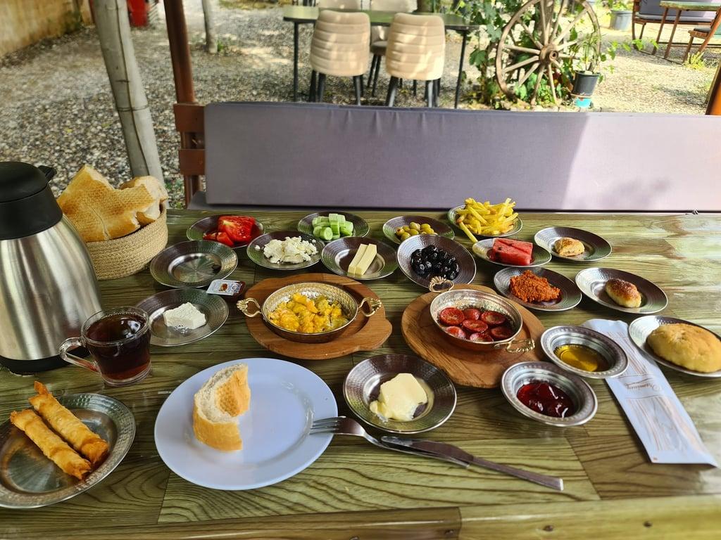 Karşı Bucak Kahvaltı Cafe fotoğraf 7