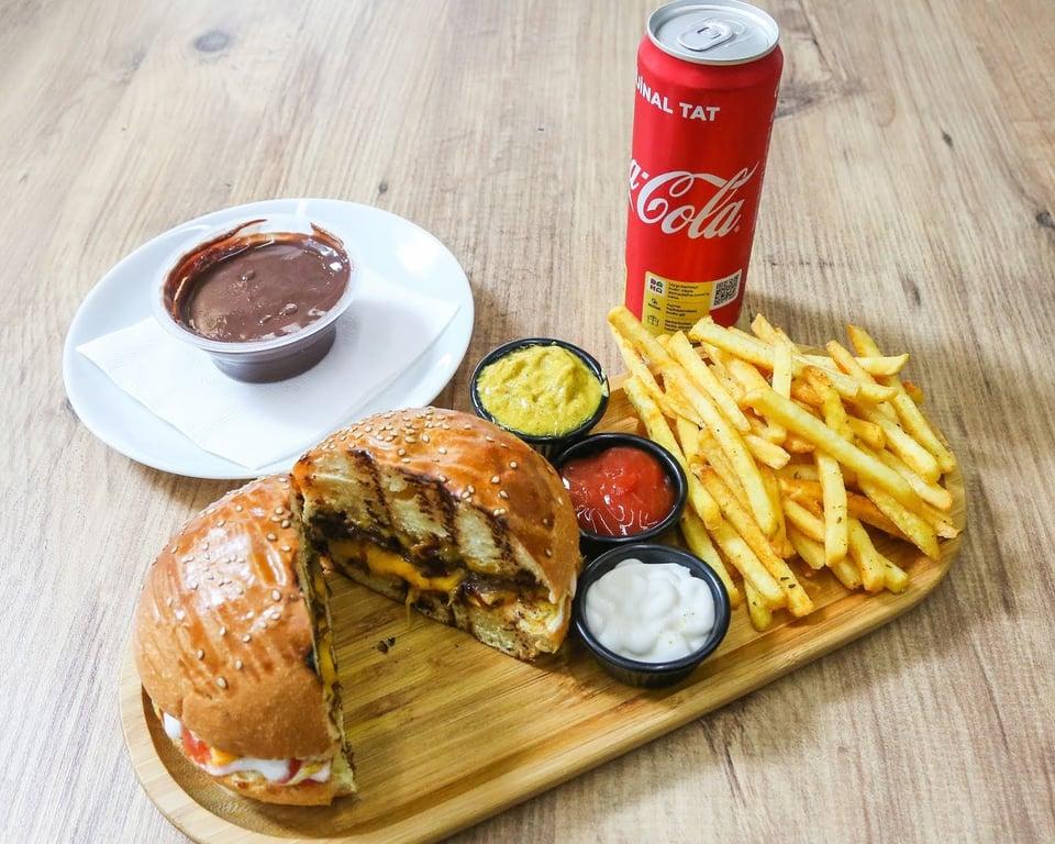 ENJOY BURGER HOUSE fotoğraf 13