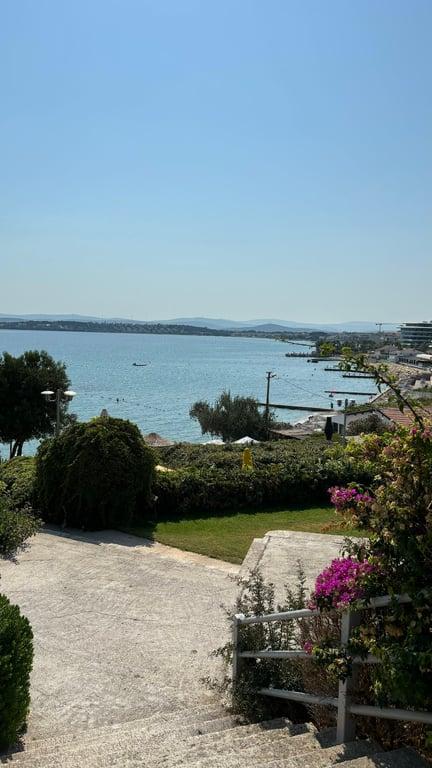 Bonjour Beach fotoğraf 8