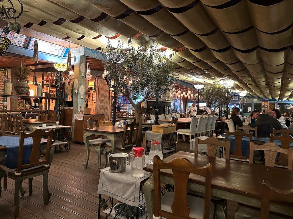 Balıkçıköy Fahri Çayyolu - Balık Restorantı - Ankara En İyi Balıkçı - Ankara En İyi Meze fotoğraf 6