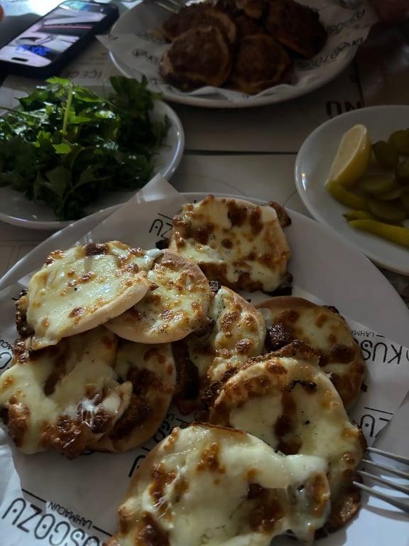 Kuşgözü Lahmacun Levent