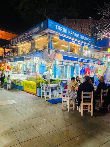 Tarihi Kafkas Dondurmacisi