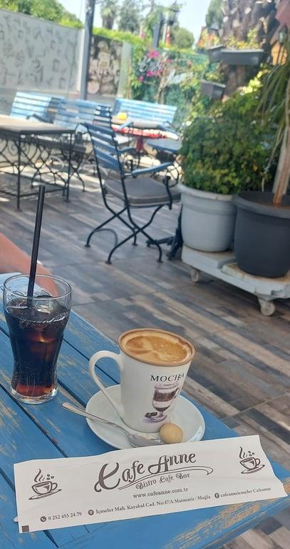 Cafe Anne