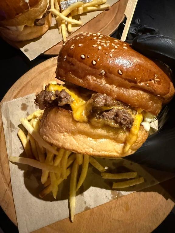 Lush Burger fotoğraf 5