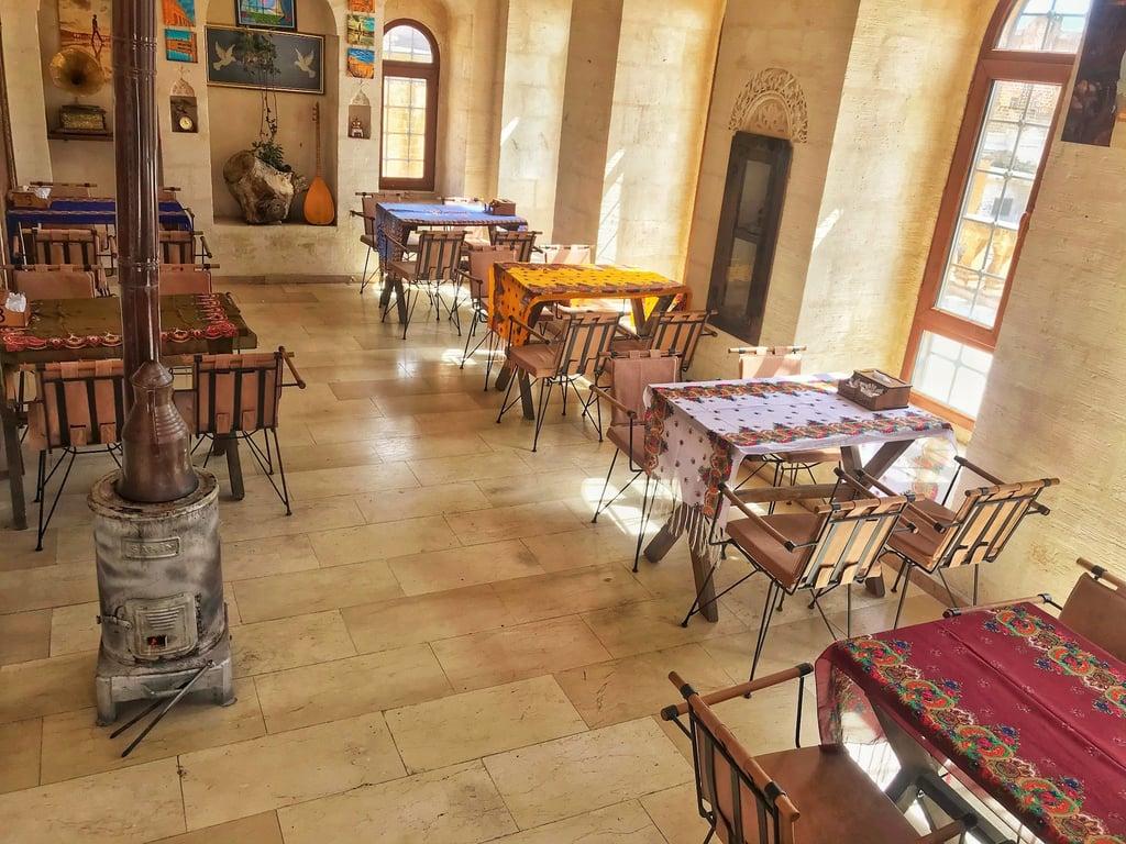 Hivroj Konak Cafe