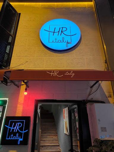 HR italy fotoğraf 5