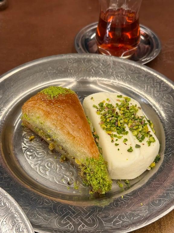 Kebabs & Mezes Restaurant fotoğraf 6