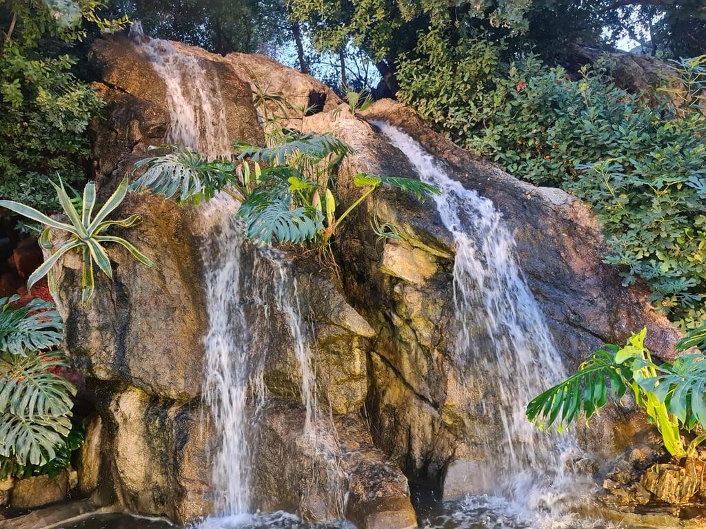 Waterfall Restaurant fotoğraf 8