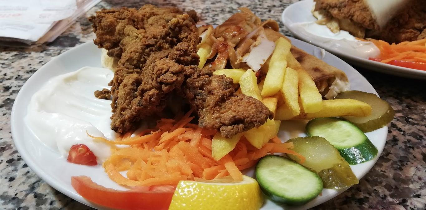 Castello Döner fotoğraf 17