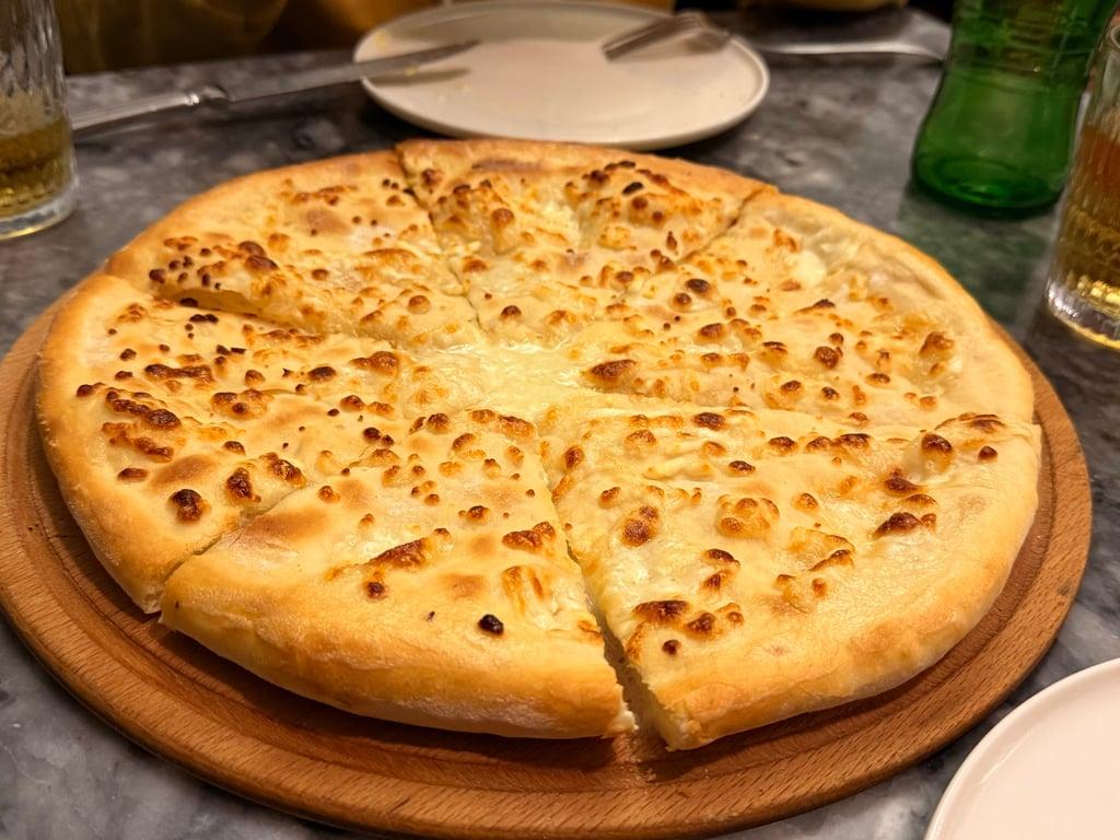 Tiflisi Restoran | Gürcistan Geleneksel Mutfağı fotoğraf 11