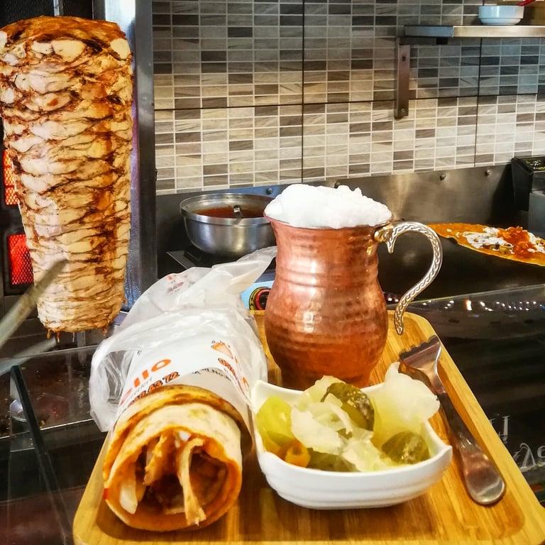 Castello Döner fotoğraf 13