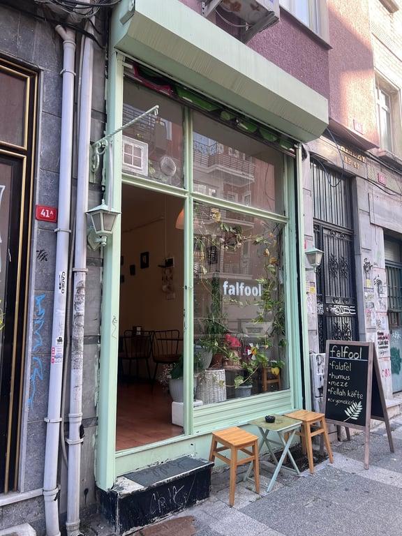 Falfool Vegan House ( Falafel & Hummus ) fotoğraf 10