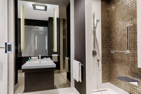 Le Meridien Istanbul Etiler fotoğraf 3