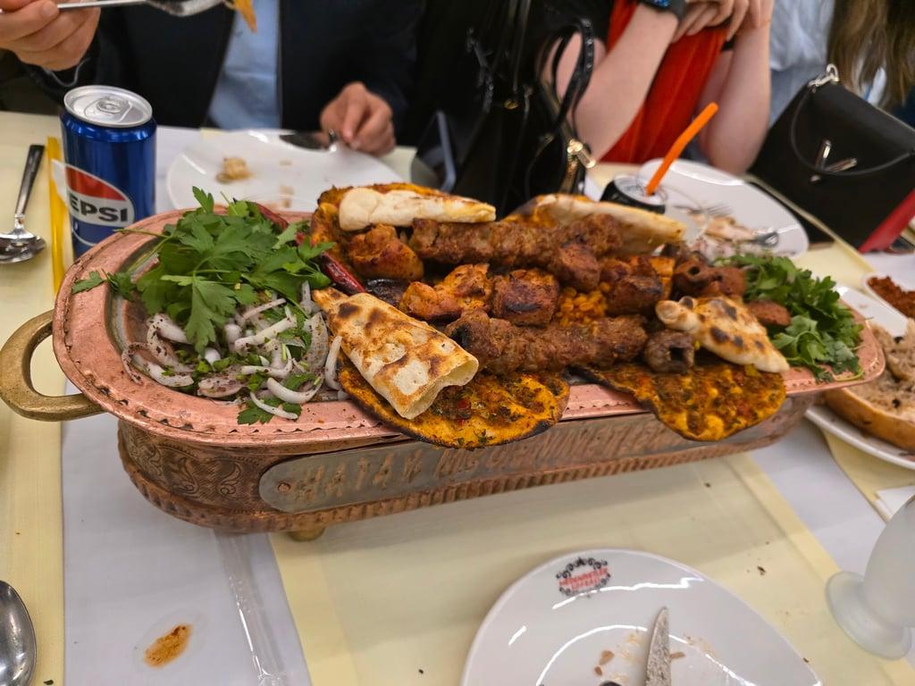 Medeniyetler Sofrası - Al Madina Restaurant İstanbul (Etiler/Levent) fotoğraf 19