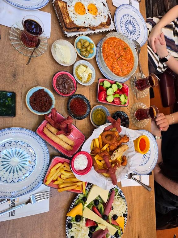 Kahverengi Cafe fotoğraf 11