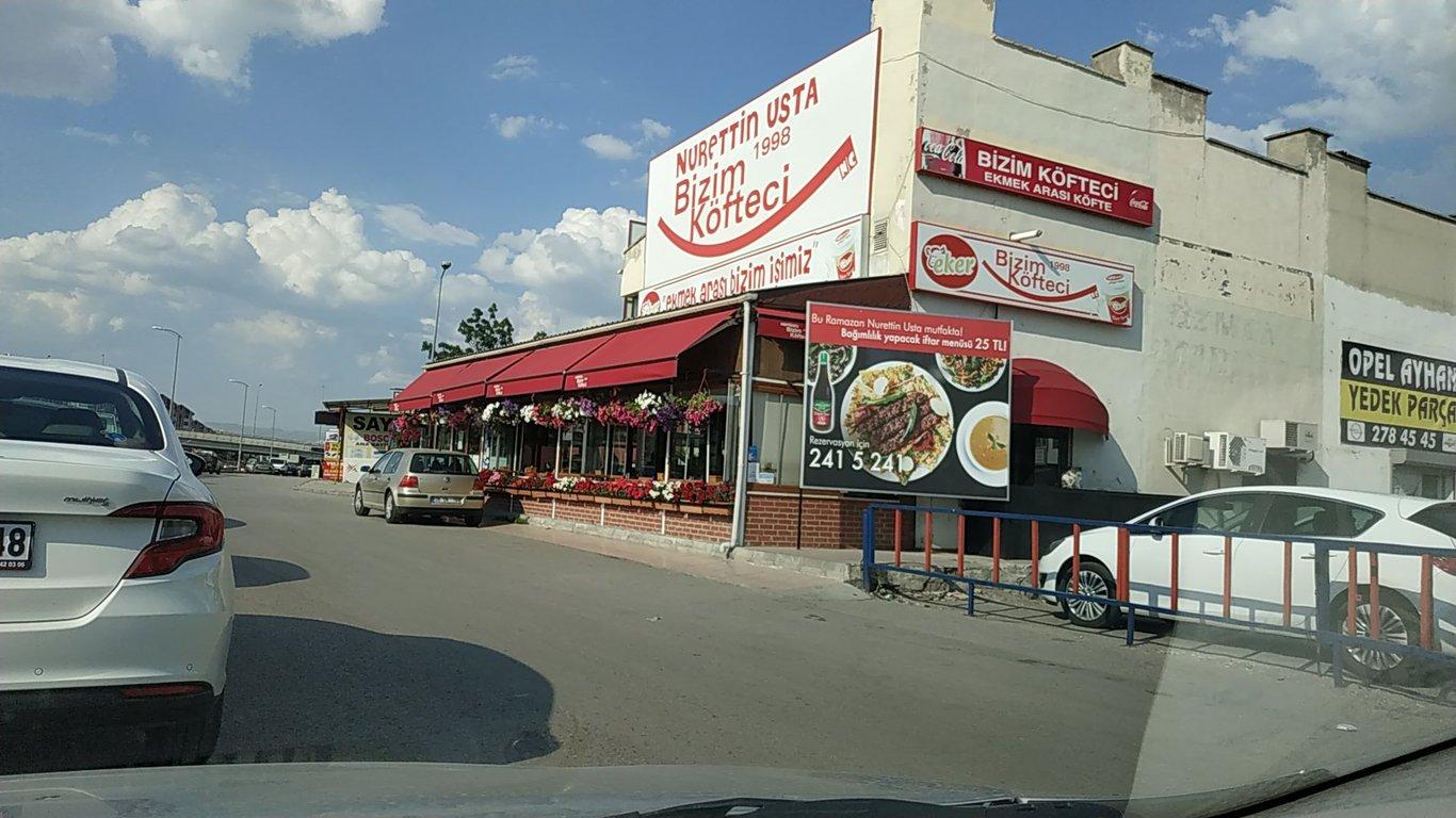 Bizim Köfteci Pide Salonu fotoğraf 1