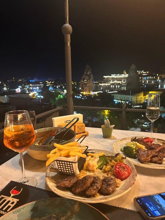 TUMA Restaurant fotoğraf 4