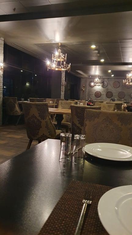 BAOB Lunch Dinner Bistro Restaurant fotoğraf 7