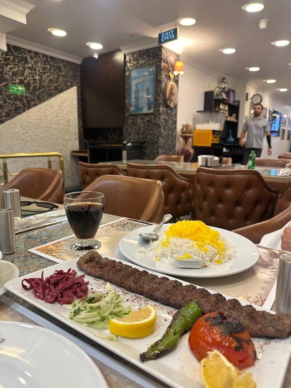 Safír Iranian Restaurant fotoğraf 12