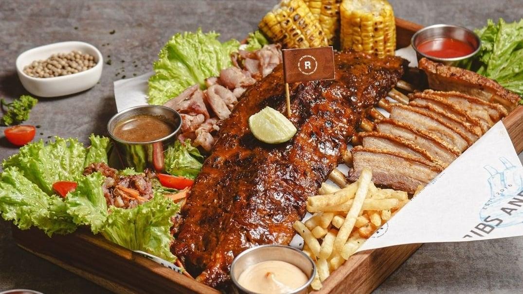 The Ribs and Dips fotoğraf 4