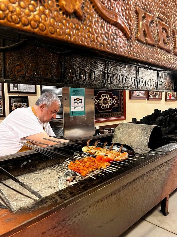 Kenan Usta Ocakbaşı Restoran fotoğraf 3