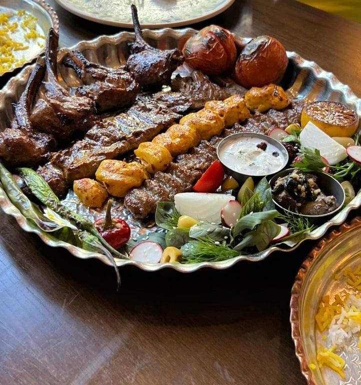 Ahura Restaurant fotoğraf 6