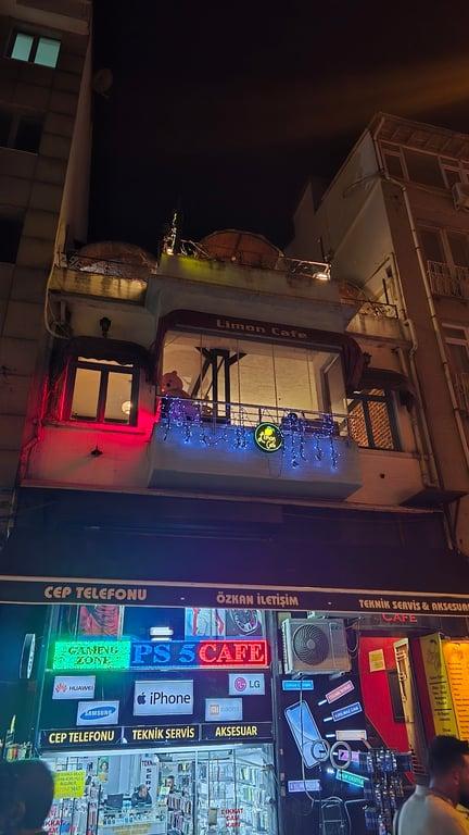 Kadıköy Limon Cafe fotoğraf 5