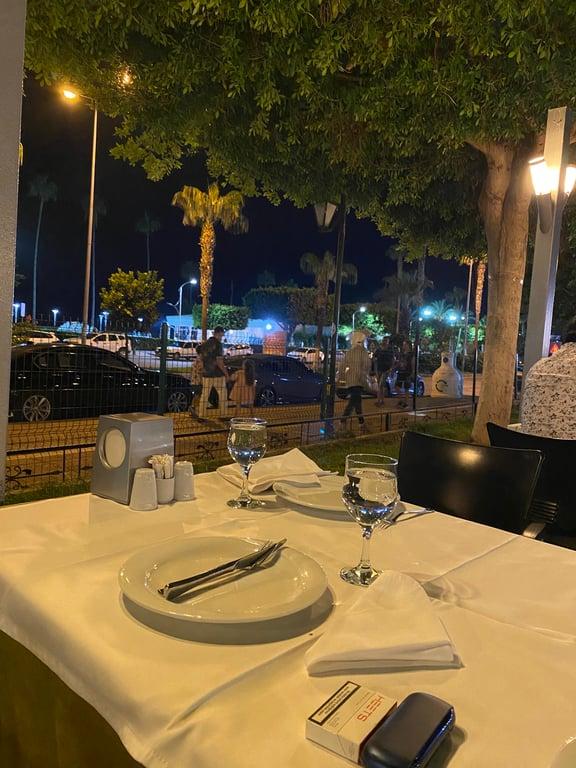 Rina Restaurant