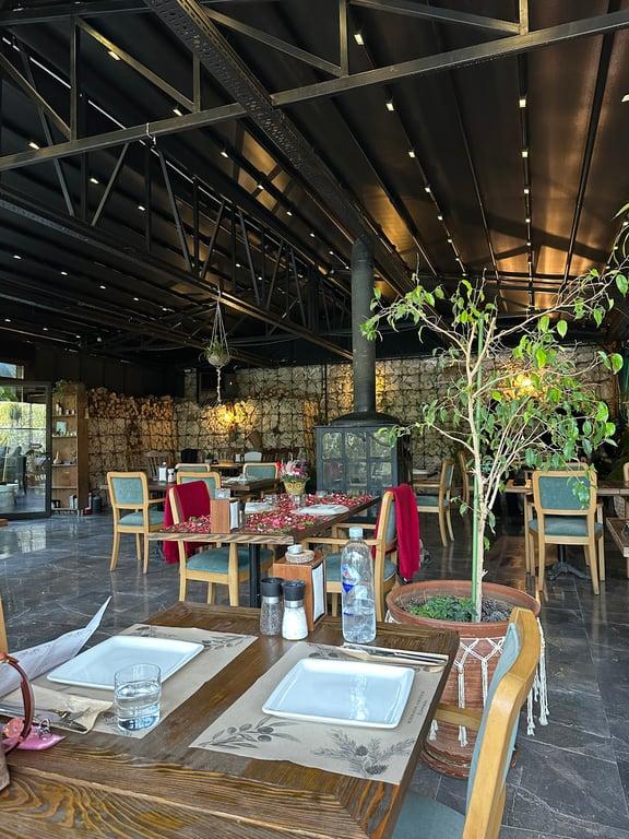 Pinoliva Garden Restaurant fotoğraf 2