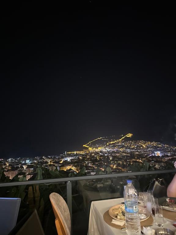 La Perla Restaurant fotoğraf 8