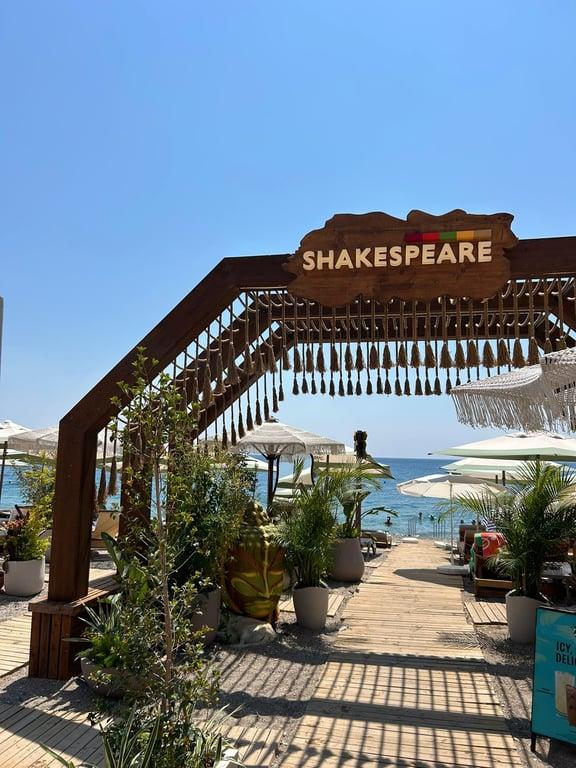 Shakespeare Beach fotoğraf 18