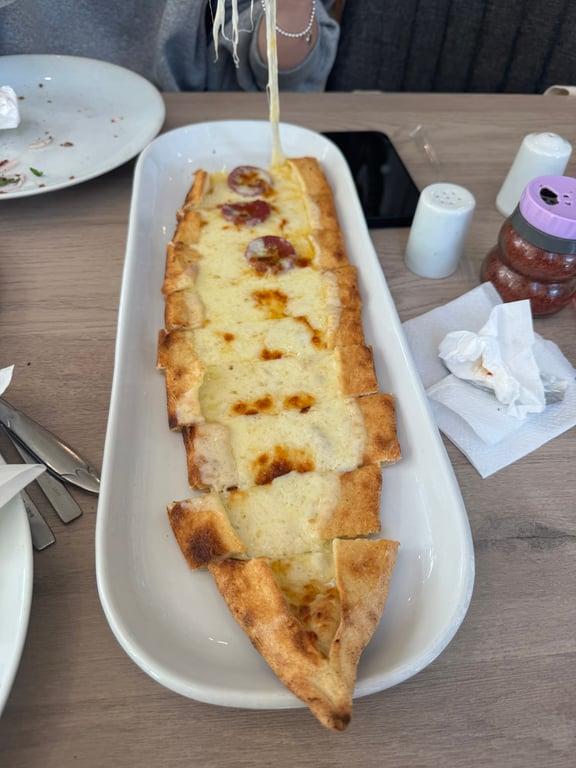 Gaziantep Lahmacun ve Pide Döner Salonu fotoğraf 7