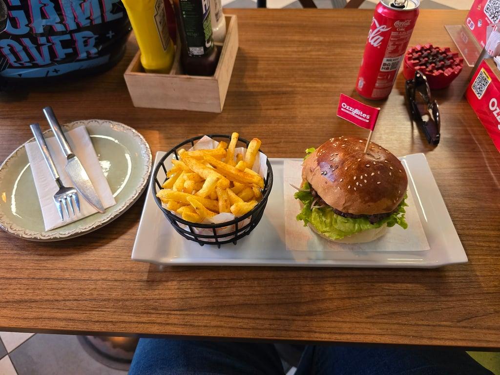 Ozzy Bites - Kurtuluş Pizza & Burger-Hot Dog fotoğraf 5