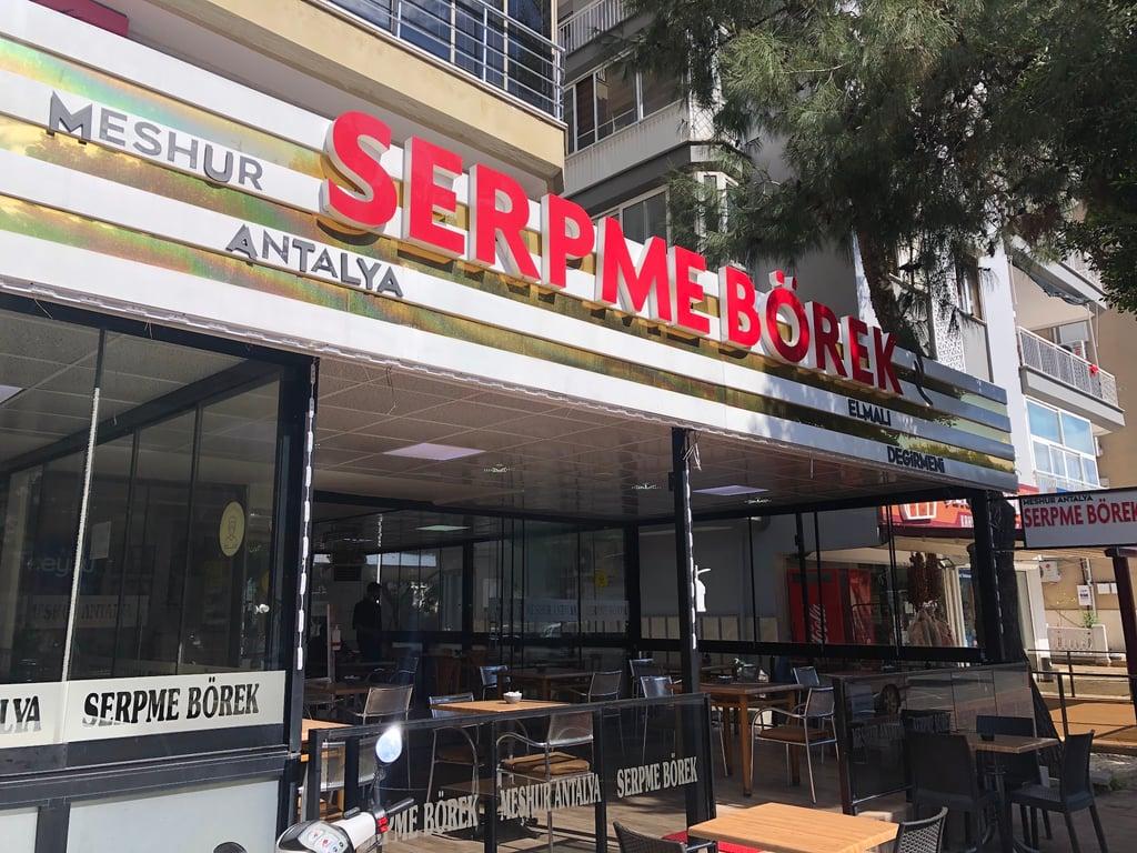MEŞHUR ANTALYA SERPME BÖREKCİSİ fotoğraf 18