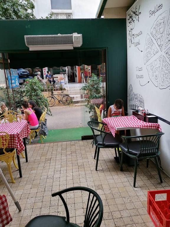Little Italy Pizzeria