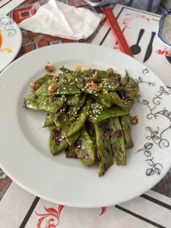 MİRA Uygur Restaurant fotoğraf 13