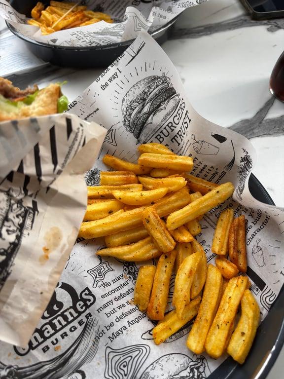 Ohannes Burger Küçükpark fotoğraf 18