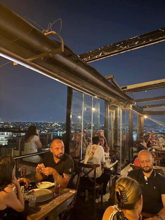 Balkon Restaurant & Bar fotoğraf 3