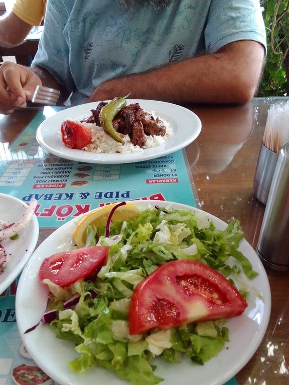 Bizim Köfteci Pide Salonu fotoğraf 7