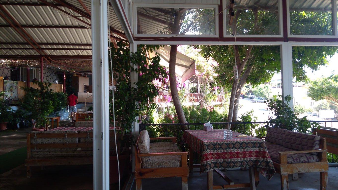 Gönlübol Kebap Lahmacun Salonu fotoğraf 4