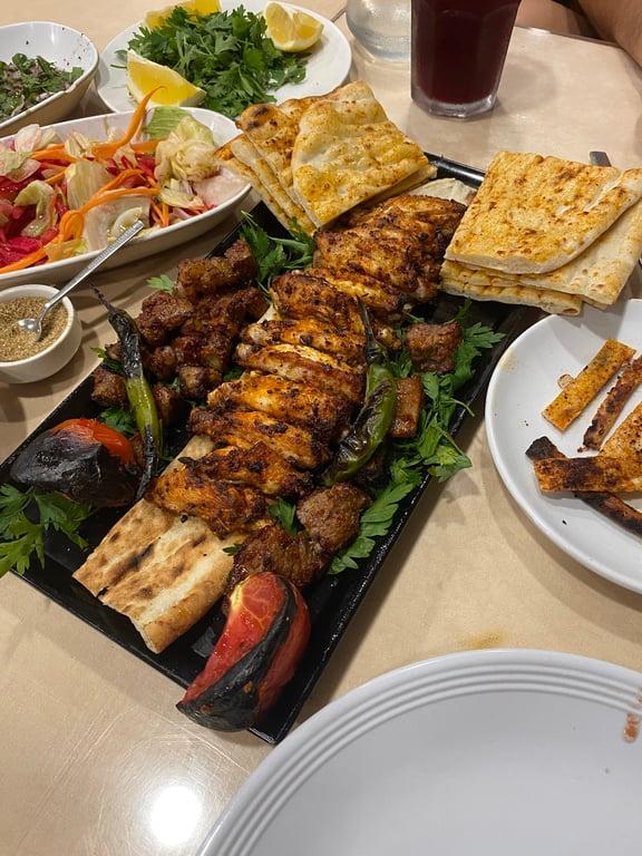 Ceyhan Kebap Salonu fotoğraf 1