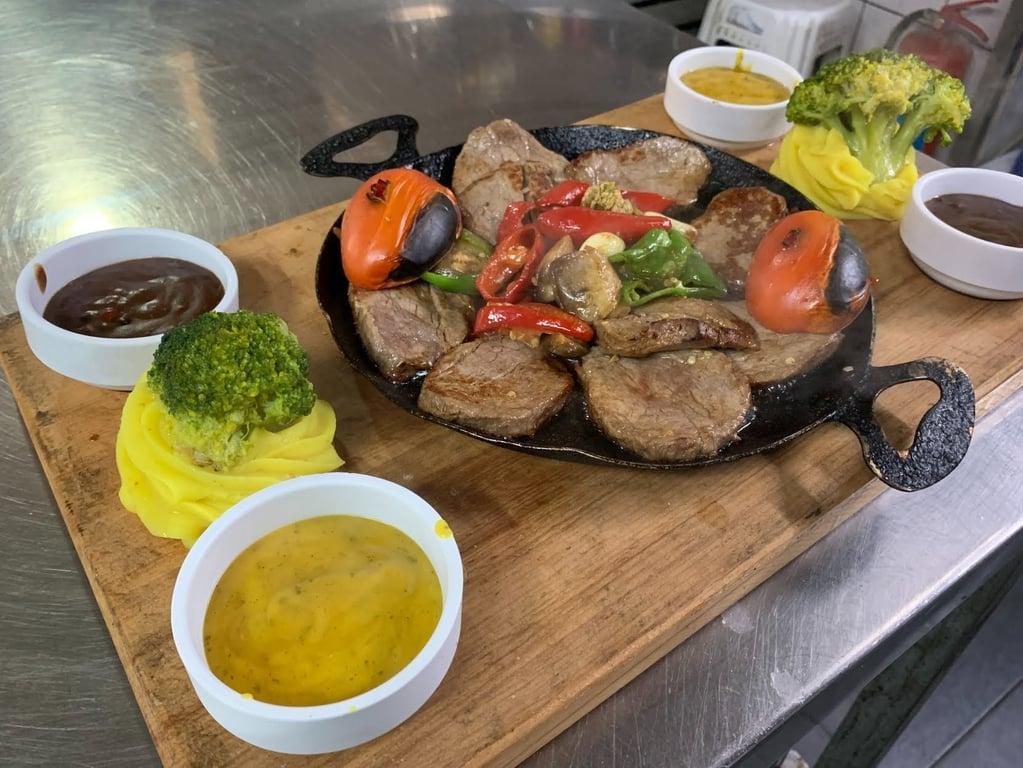 Garip Restaurant fotoğraf 13
