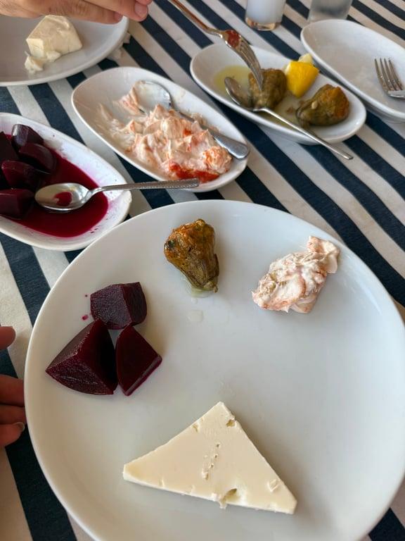 Thenes Restoran fotoğraf 2
