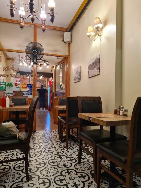 Direkli Köftecisi - Moda / Kadıköy fotoğraf 1