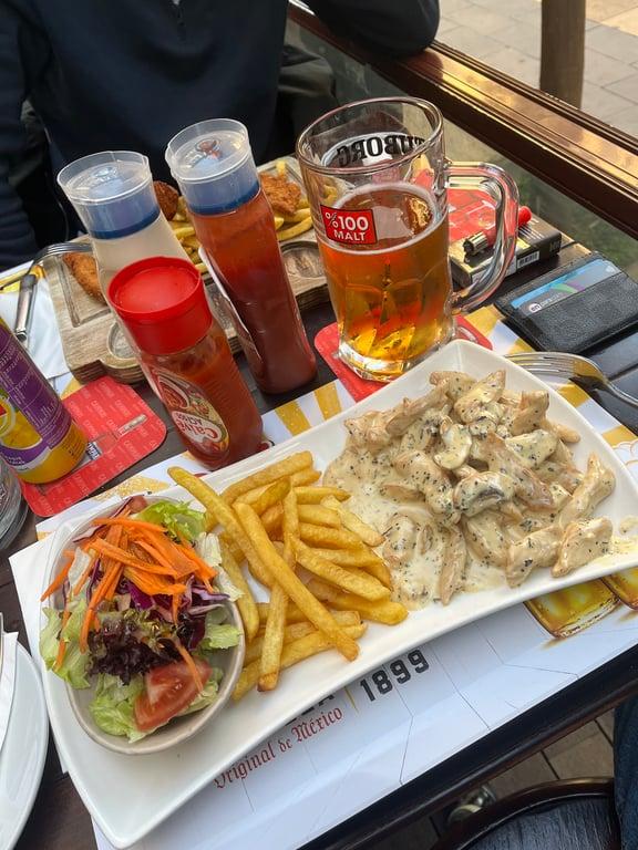 Newport İrİsh Bar fotoğraf 11