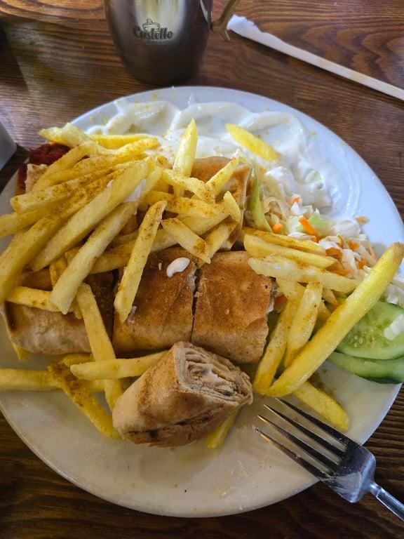 Castello Döner fotoğraf 19