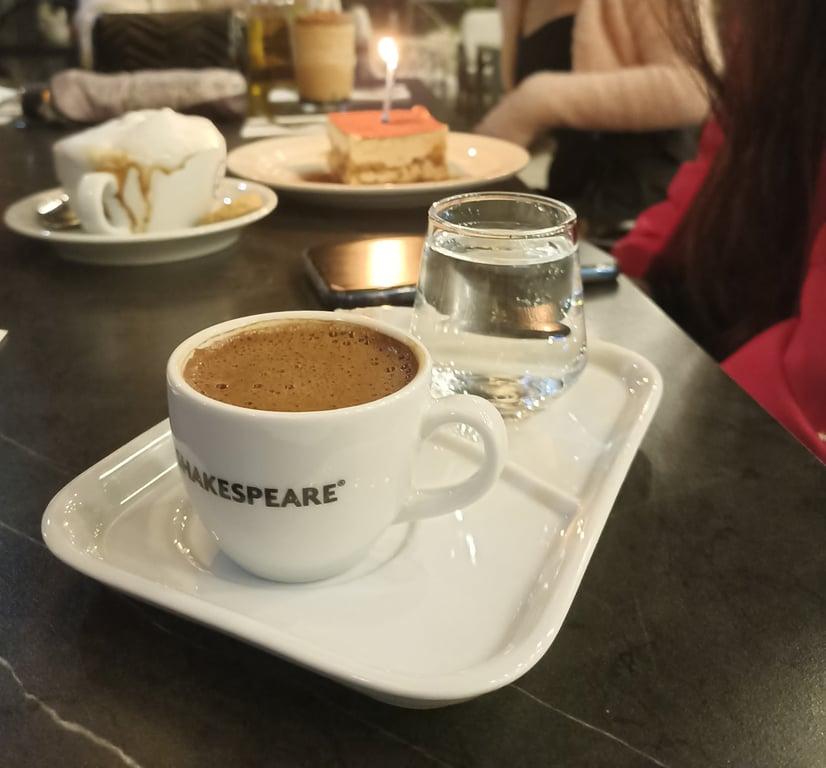 Shakespeare Coffee & Bistro (Alanya) fotoğraf 4