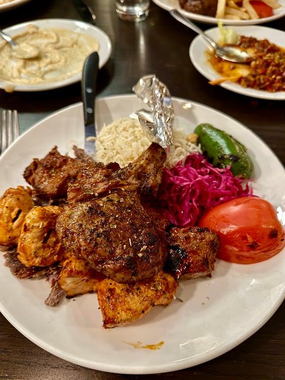 Akdeniz Mediterranean Cuisine fotoğraf 6