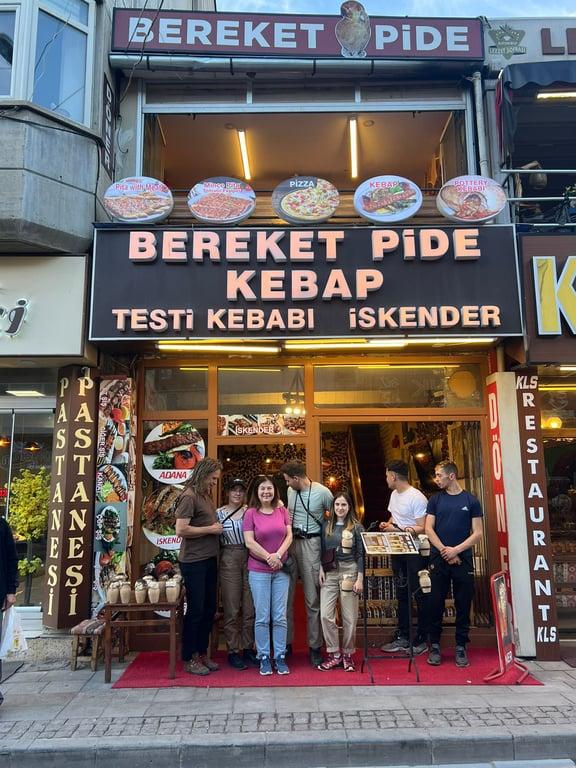 ÖZ BEREKET KEBAP İSKENDER TESTİ KEBAPI fotoğraf 1